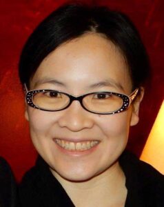 Yuen Yuen Ang.