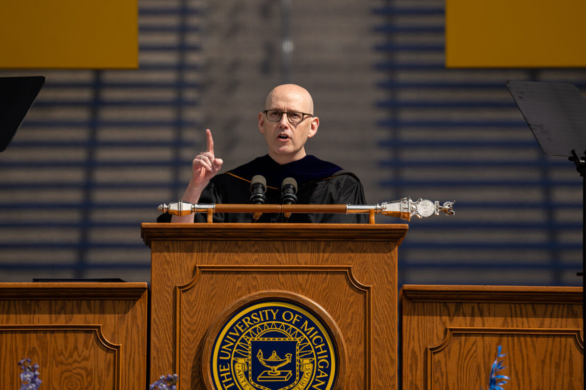 Photo of Spring Commencement speaker Brad Meltzer addressing the crowd.